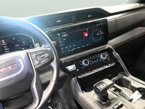 Used 2022 GMC Sierra 1500 AT4 w/ AT4 Premium Package image 31