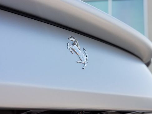 Used 2022 Ferrari Roma RWD image 21
