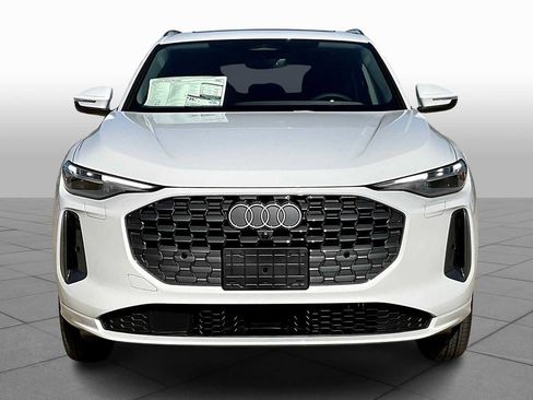 New 2025 Audi Q5 Premium Plus image 3