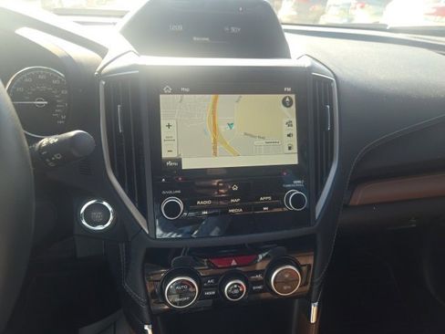 Used 2023 Subaru Forester Touring image 12