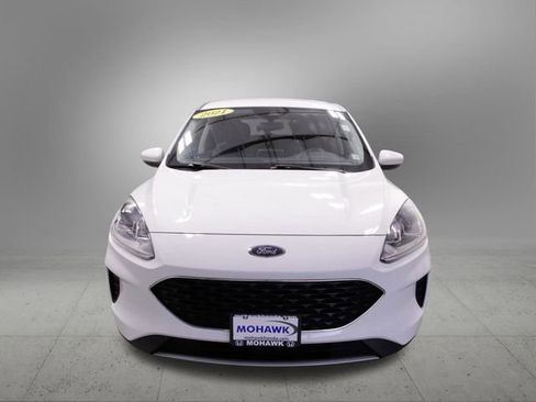 Used 2021 Ford Escape SE image 10