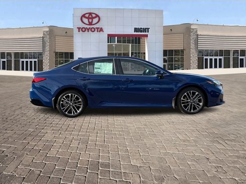 New 2026 Toyota Camry XLE image 7