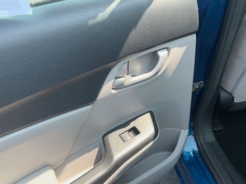 Used 2013 Honda Civic LX image 24