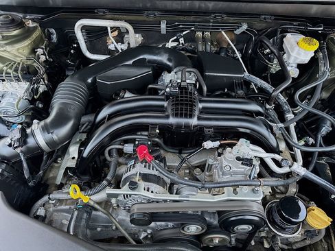 Used 2018 Subaru Outback 2.5i Limited image 41