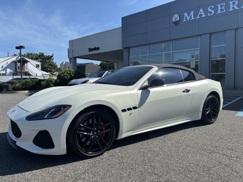 Used 2019 Maserati GranTurismo Sport RWD image 13