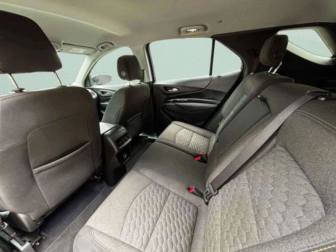 Used 2019 Chevrolet Equinox LT w/ Driver Convenience Package image 19