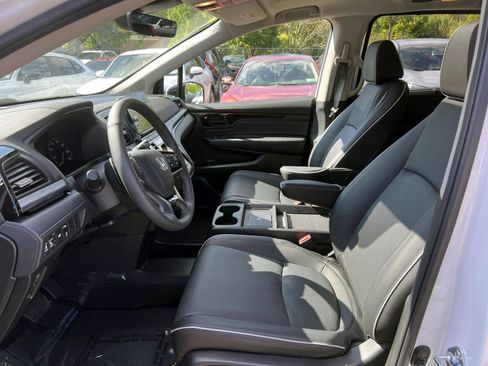 Used 2026 Honda Odyssey Elite image 16