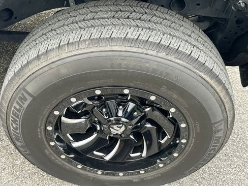 Used 2022 Jeep Wrangler Sport S image 23