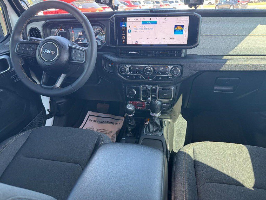 Used 2024 Jeep Gladiator Sport AWD/4WD image 14