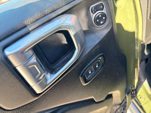 Used 2021 Jeep Gladiator Rubicon image 15