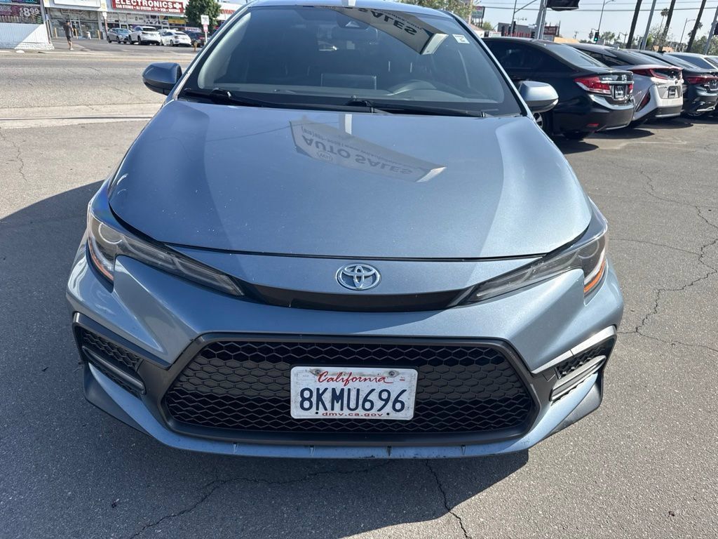 Used 2020 Toyota Corolla SE w/ Body Protection Package FWD image 3