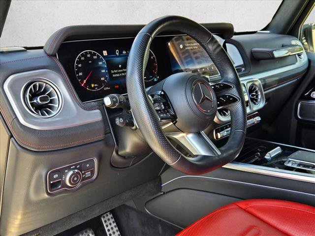 Used 2025 Mercedes-Benz G 550 image 9