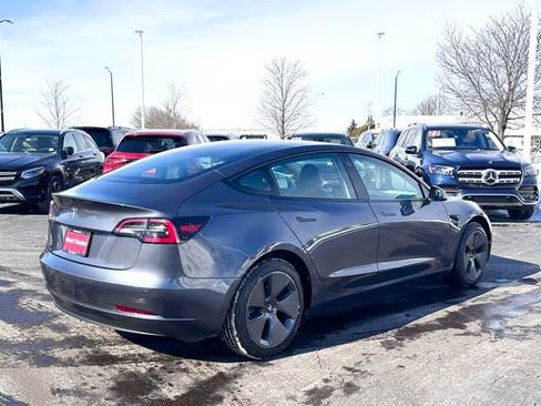 Used 2021 Tesla Model 3 Standard Range Plus image 9