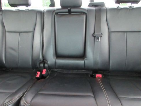 Used 2019 Ford F150 Lariat w/ Trailer Tow Package AWD/4WD image 21