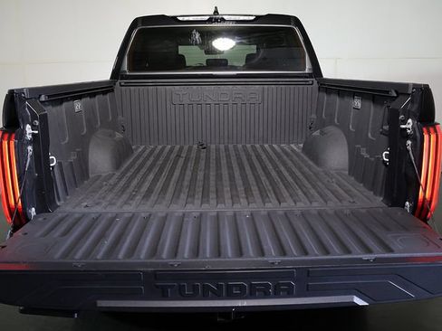 Used 2023 Toyota Tundra Limited AWD/4WD image 10