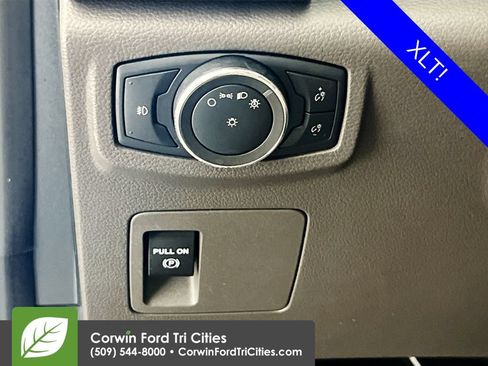 Used 2020 Ford Expedition Max XLT w/ Equipment Group 202A AWD/4WD image 20