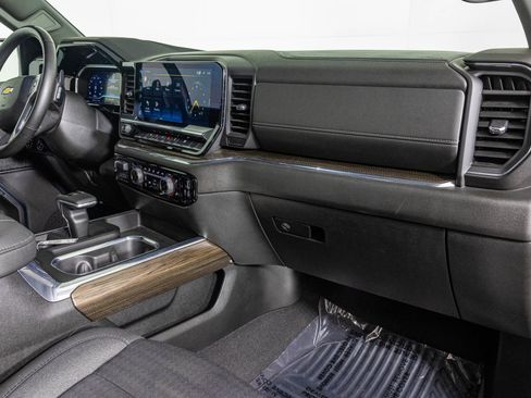 Used 2023 Chevrolet Silverado 1500 LT image 48