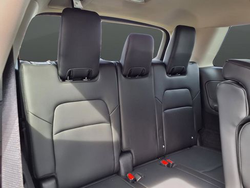 New 2026 Nissan Pathfinder SL AWD/4WD image 9