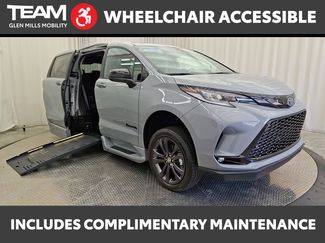 Used 2025 Toyota Sienna XSE w/ XSE Plus Package FWD video 1