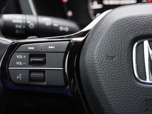 Used 2023 Honda Pilot Elite image 21