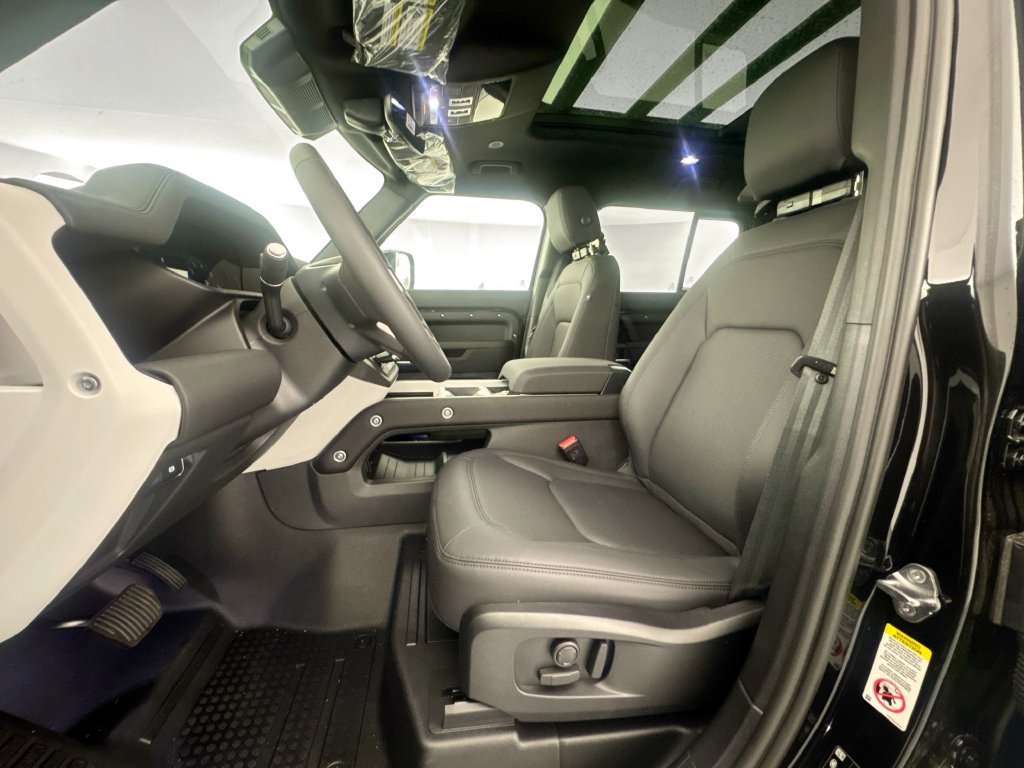 New 2026 Land Rover Defender 110 S AWD/4WD image 19