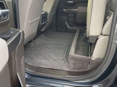 Used 2020 Chevrolet Silverado 1500 LTZ w/ LTZ Plus Package image 17