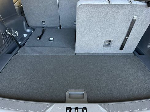 New 2026 Ford Explorer Active RWD image 17