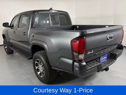 Used 2018 Toyota Tacoma SR w/ SR Convenience Package AWD/4WD image 8
