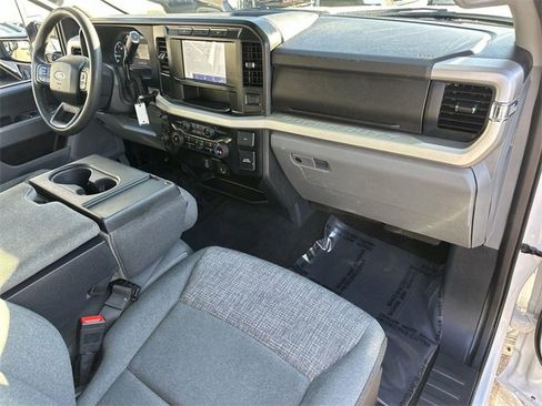 Used 2024 Ford F250 XLT image 27