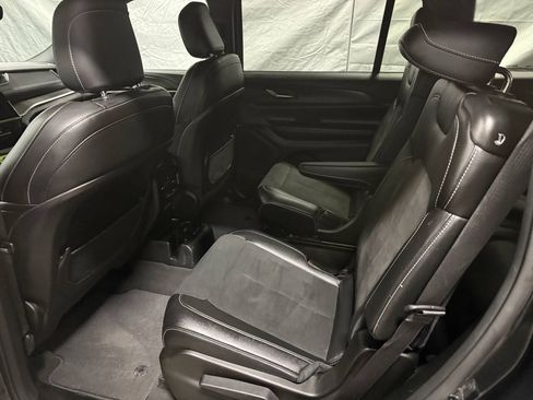 Used 2023 Jeep Grand Cherokee L Laredo AWD/4WD image 16