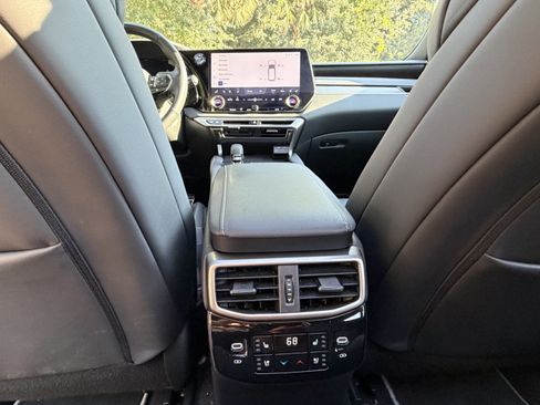 Certified 2024 Lexus RX 500h F Sport w/ Convenience Package AWD/4WD image 37