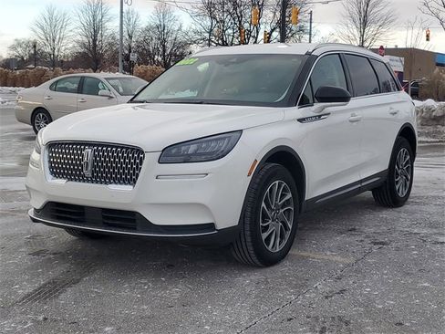 Certified 2022 Lincoln Corsair AWD w/ Equipment Group 101A image 3