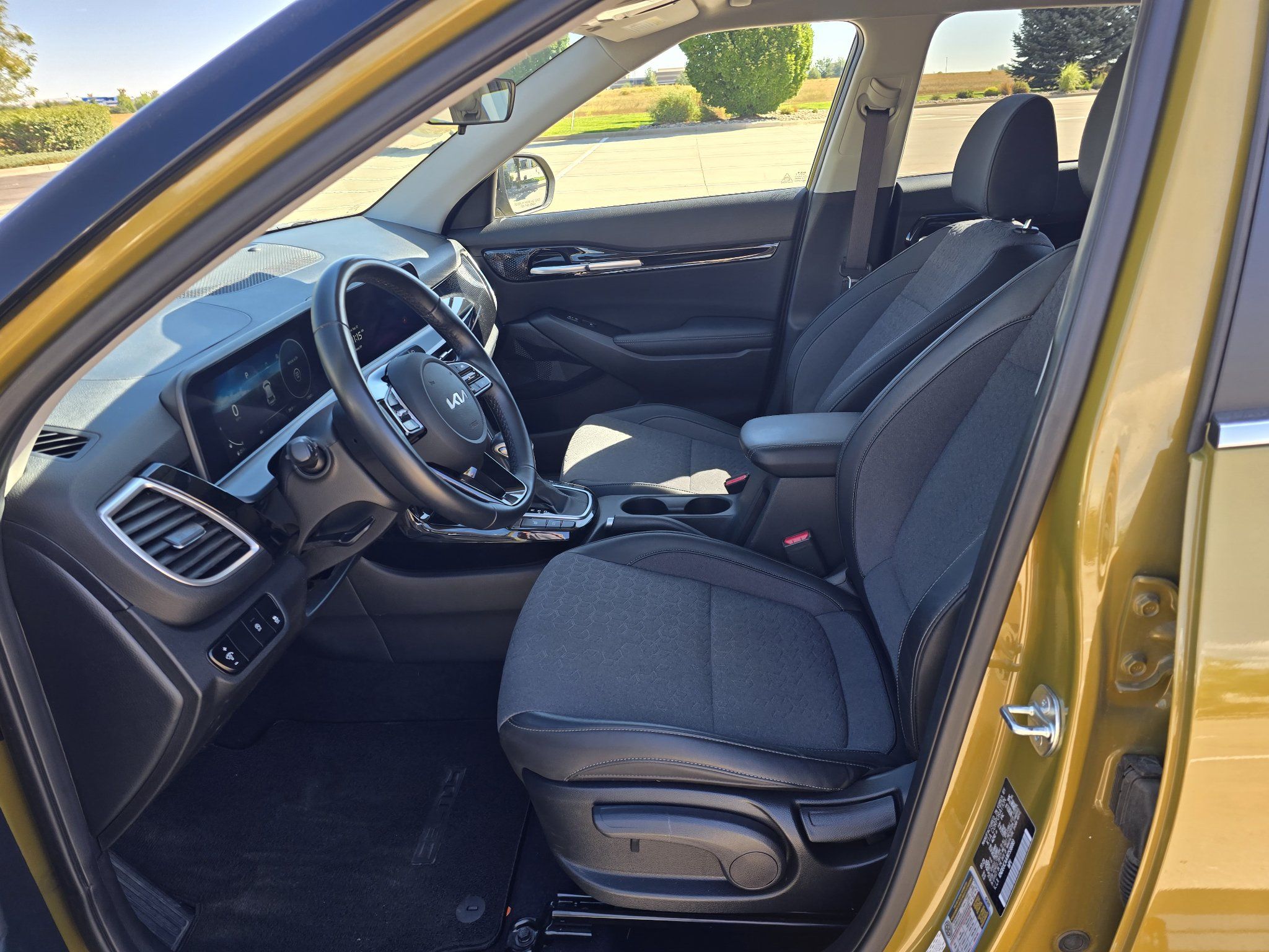 Used 2024 Kia Seltos S AWD/4WD image 13