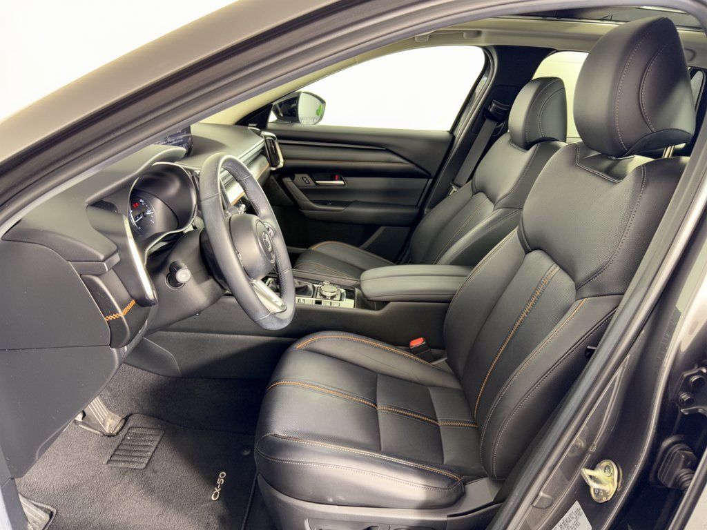 Used 2025 MAZDA CX-50 AWD 2.5 S w/ Premium Plus Pkg image 5