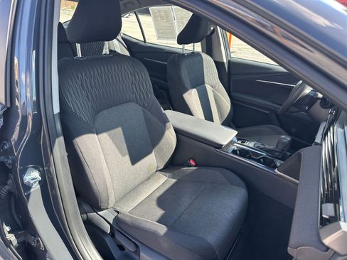 Used 2025 Toyota Camry LE image 35