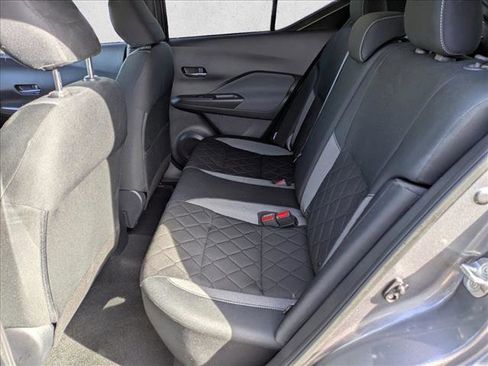 Used 2020 Nissan Kicks SV image 18