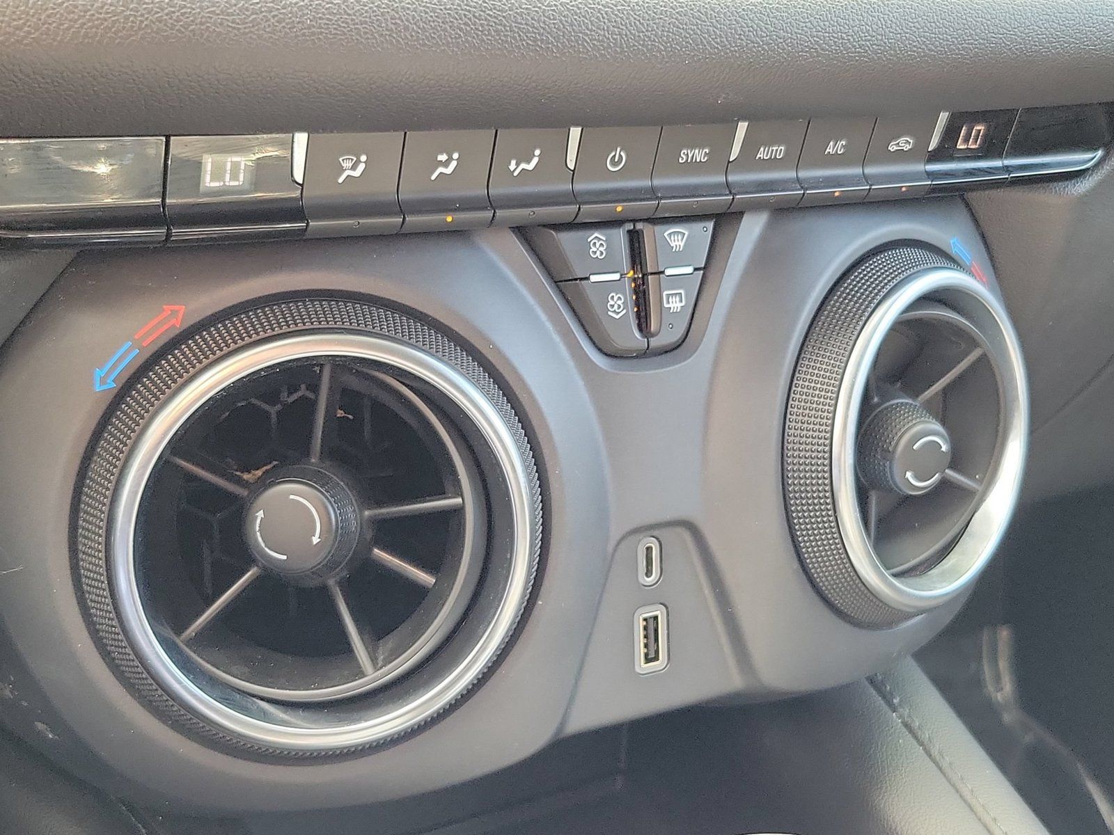 Used 2022 Chevrolet Blazer LT AWD/4WD image 26