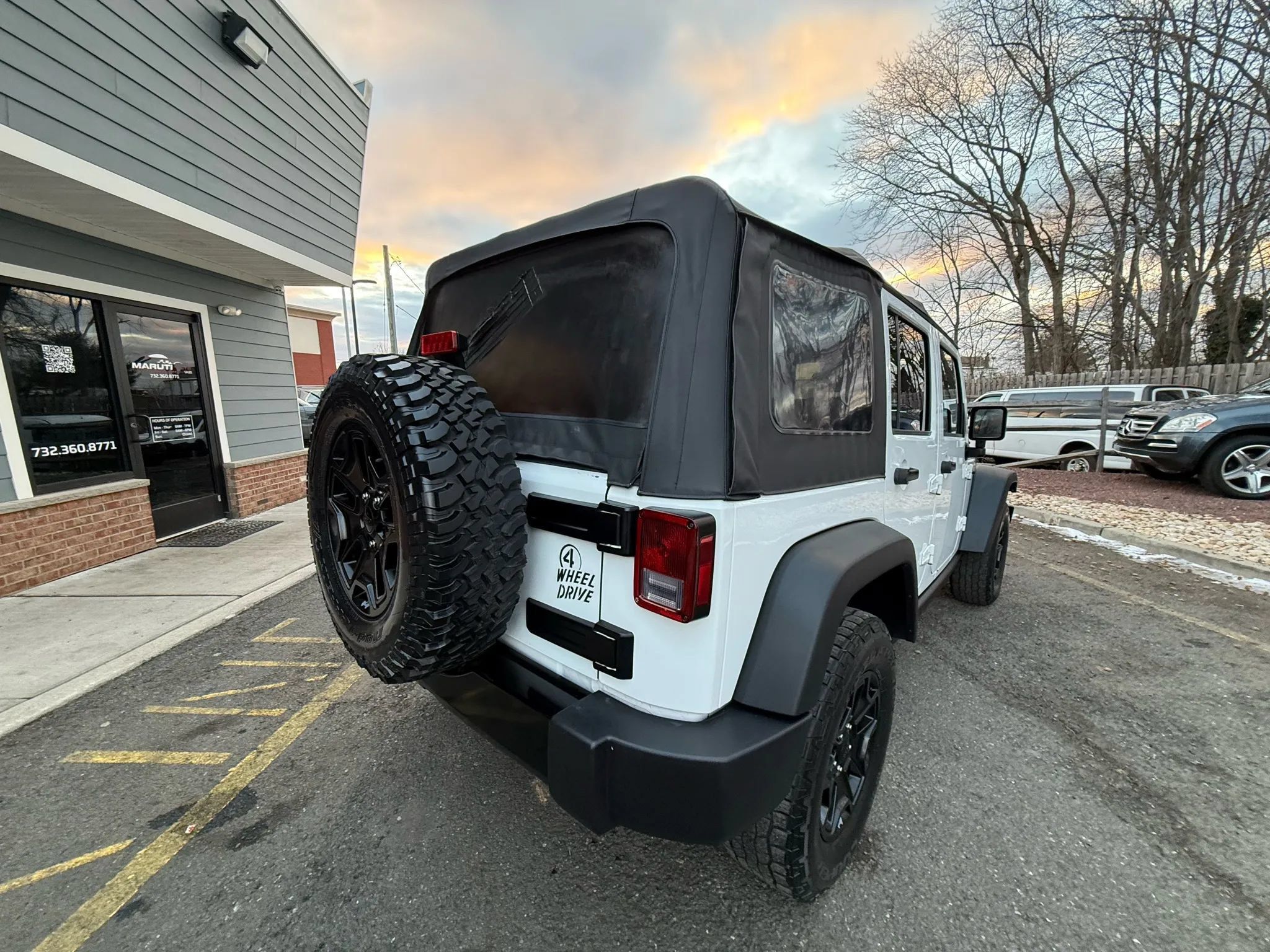 Used 2017 Jeep Wrangler Unlimited Sport AWD/4WD image 6