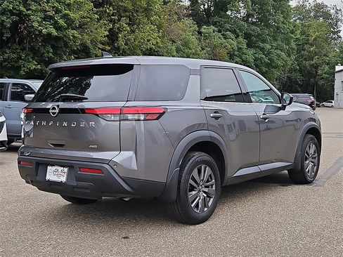 Certified 2023 Nissan Pathfinder S image 8