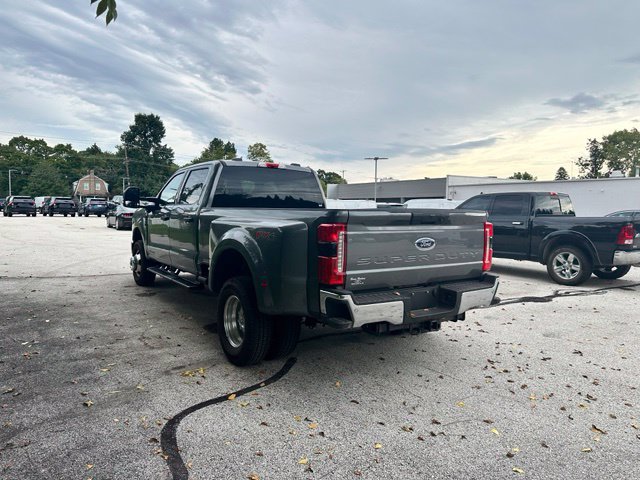 Certified 2025 Ford F350 XLT w/ 360-Degree Camera Package AWD/4WD image 4