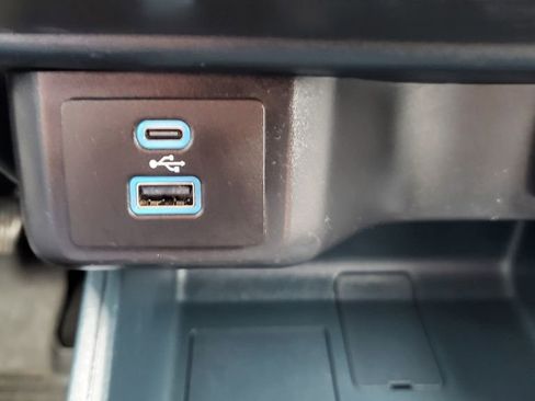 Used 2023 Ford Maverick XLT w/ Equipment Group 300A Standard image 33