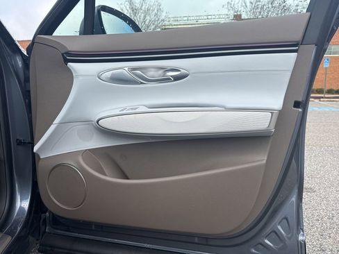 New 2026 Genesis GV70 2.5T Advanced image 32