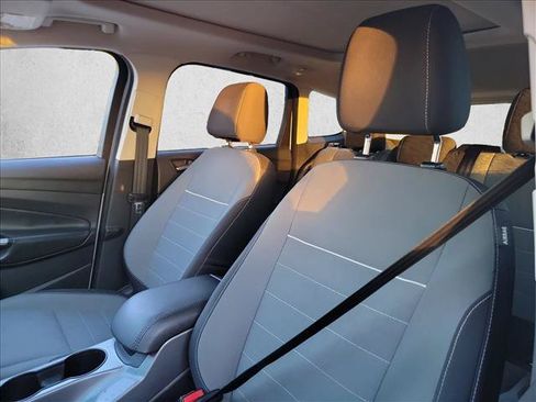 Used 2015 Ford Escape SE FWD image 13