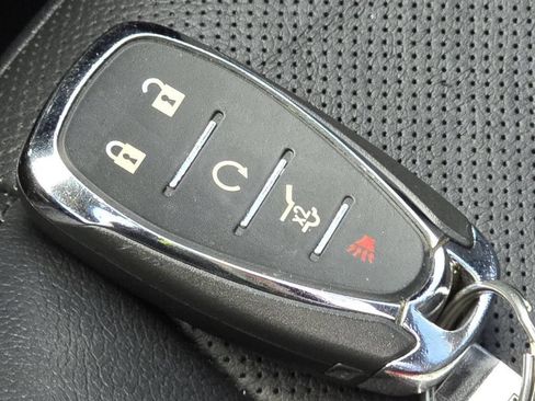 Used 2020 Chevrolet Equinox Premier FWD image 40