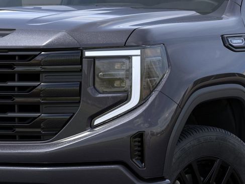 New 2026 GMC Sierra 1500 Elevation w/ LPO, Elevation Black Package AWD/4WD image 34