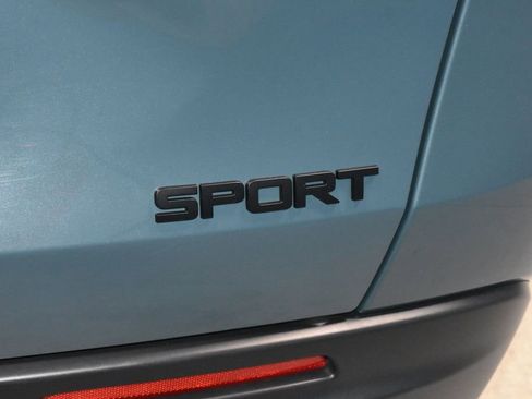 Used 2024 Honda HR-V Sport image 33
