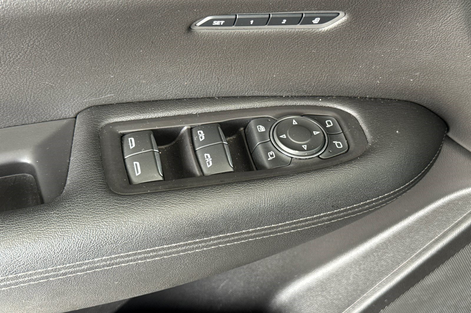 Used 2020 Cadillac XT5 Premium Luxury FWD image 13