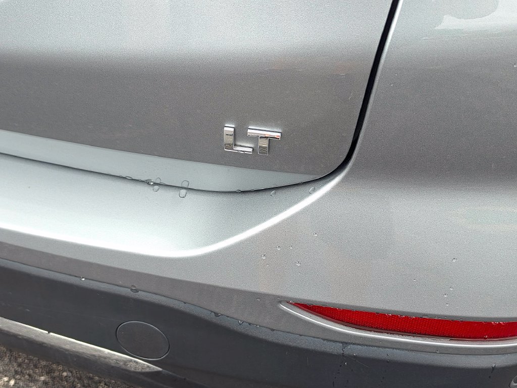 Used 2024 Chevrolet Equinox LT FWD image 6