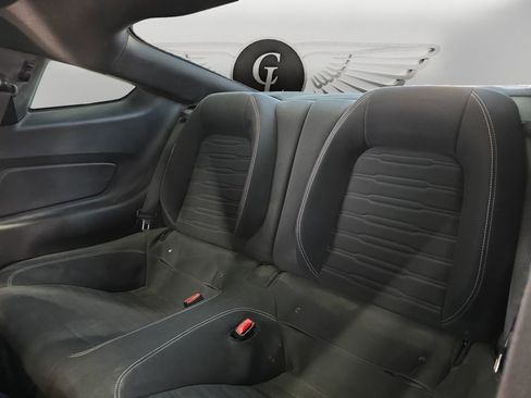 Used 2017 Ford Mustang GT image 13