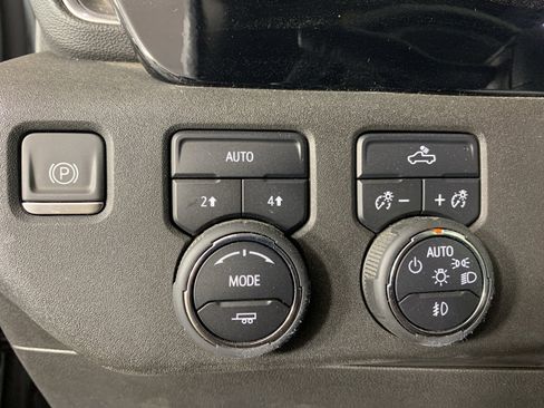 Used 2023 Chevrolet Silverado 1500 RST w/ Redline Edition image 15